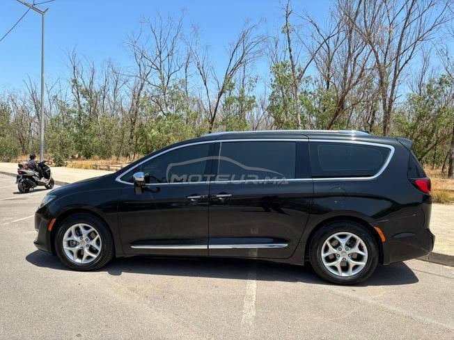 Chrysler Pacifica Essence Automatique 2020