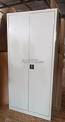Armoire métallique haute a deux portes battante  - 2