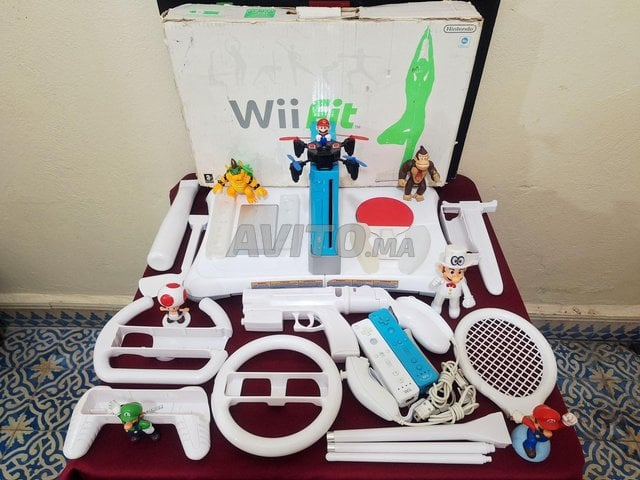 Pack Nintendo Wii 66 jeux plein d'accessoires 