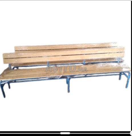 Banc scolaire avec dossier