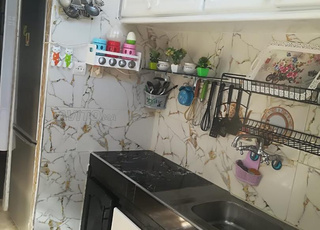 منزل جنب البحر يطل على شارع البحر ا