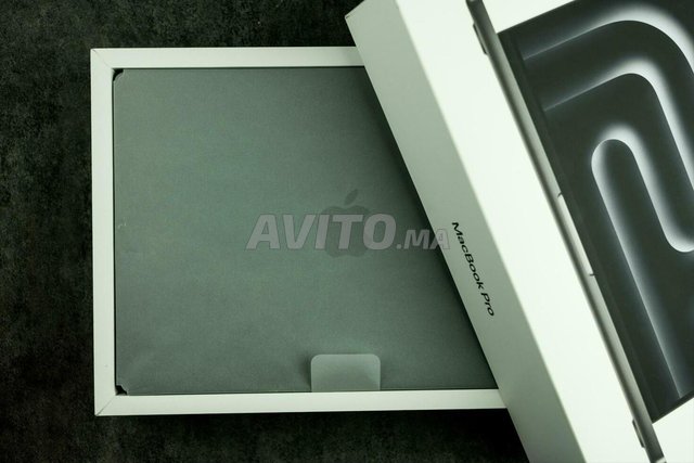 MacBook Pro 14 M3 Pro Max / 1 To / 36 Go – Neuf