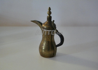 Cafetière oriental décorative traditionnelle