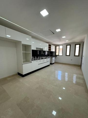 🌟 À LOUER  Appartement Neuf Prestigieux à Souissi 