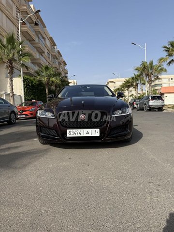 Jaguar XF Diesel 2018 avec Camera 360 et CarPlay