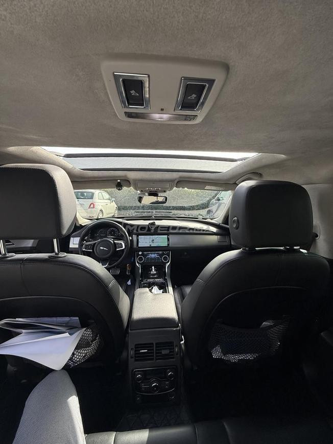 Jaguar XF Diesel 2018 avec Camera 360 et CarPlay