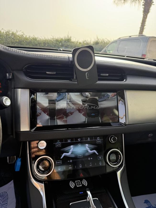 Jaguar XF Diesel 2018 avec Camera 360 et CarPlay