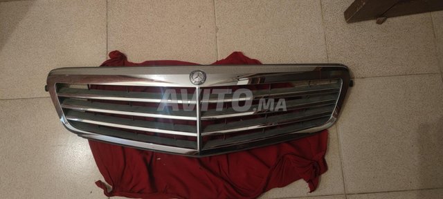  Calandre chromée C220 W204