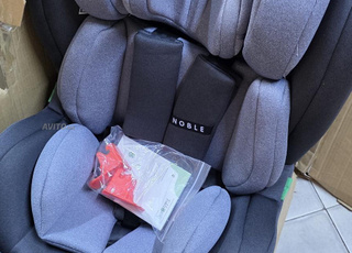 Siège auto bébé Isofix 360° marque Fablekids