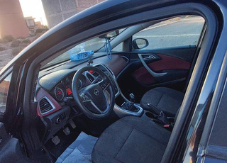 opel astra j 