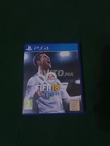 3 cd ps4 neuf avec catalogue 