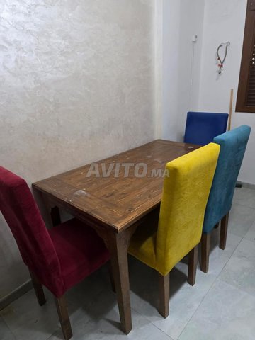 salle a manger quatre chaise