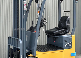 Chariot élévateur TYMBIA 1200 kg  Mat 3.30 DC