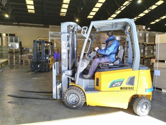 رافعة شوكية TYMBIA Heli G3 Lithium 2500 kg