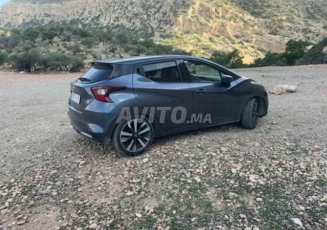 Nissan 2021