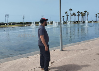 كنقلب عل الخذم شيفور