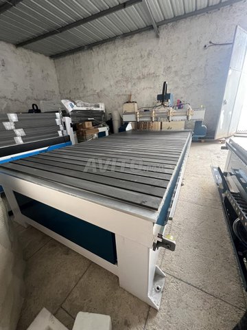 Cnc router quatre tetes