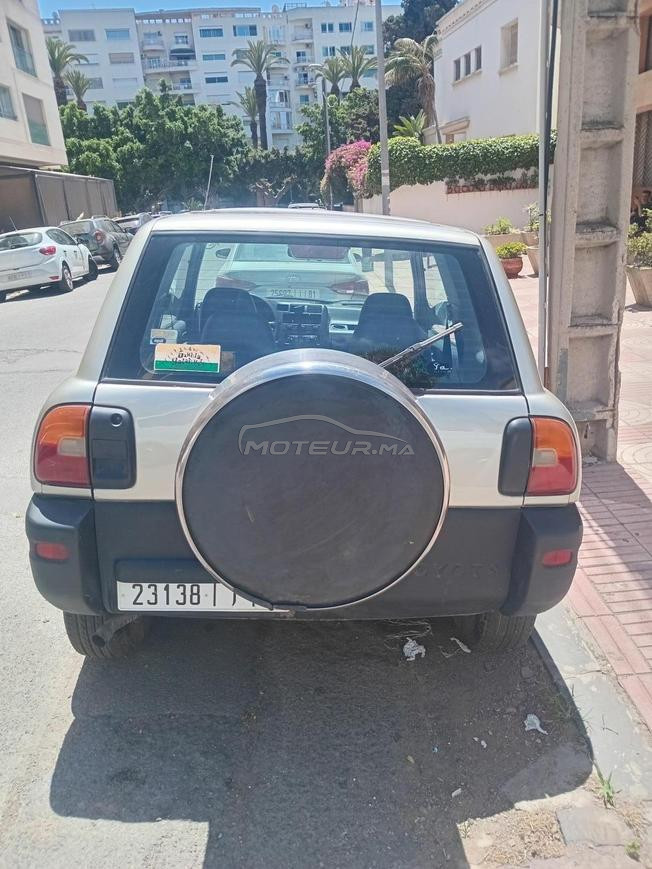سيارة جديدة 
