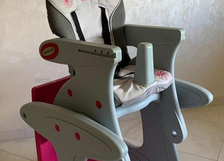 Chaise haute évolutive 3 en 1 pour bébé 