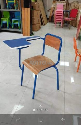 mobilier scolaire \les chaise écritoires