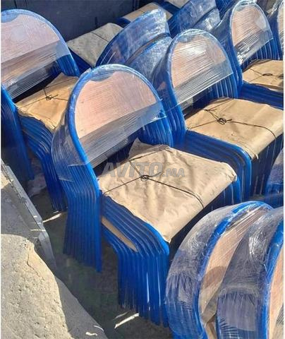 Chaise écolier \avec tablette de formation 