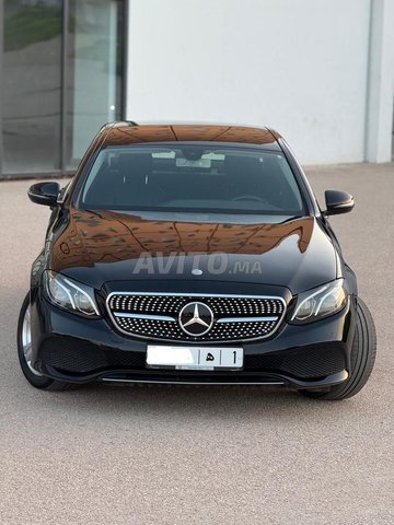 Mercedes Classe E Diesel fin 2017 à Agadir