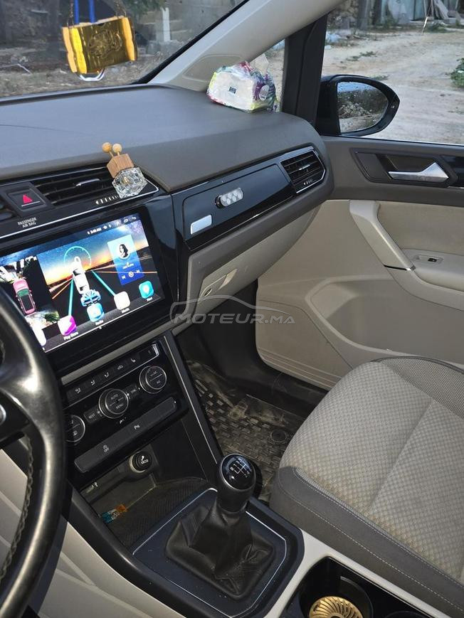 Volkswagen Touran Diesel Manuelle 2015 à El Jadida