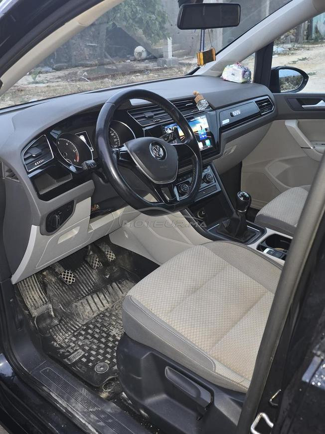 Volkswagen Touran Diesel Manuelle 2015 à El Jadida