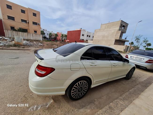 Mercedes-Benz 220 Diesel Automatique 2008 à Nador
