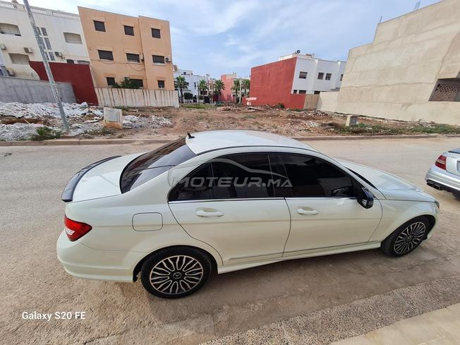 Mercedes-Benz 220 Diesel Automatique 2008 à Nador