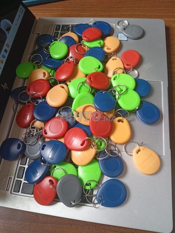 Tag RFID 125Khz -Porte-clés sans contact .