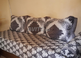   صالون مغربي بثمن مناسب 