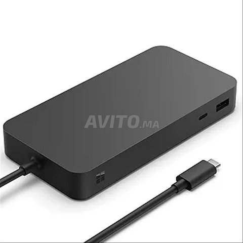 Microsoft surface thumberbolt 4