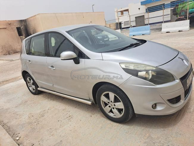 Renault Scenic Diesel Manuelle 2011 à Dakhla