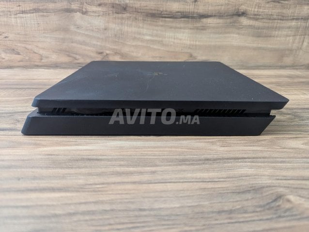 PS4 - Playstation 4 slim 