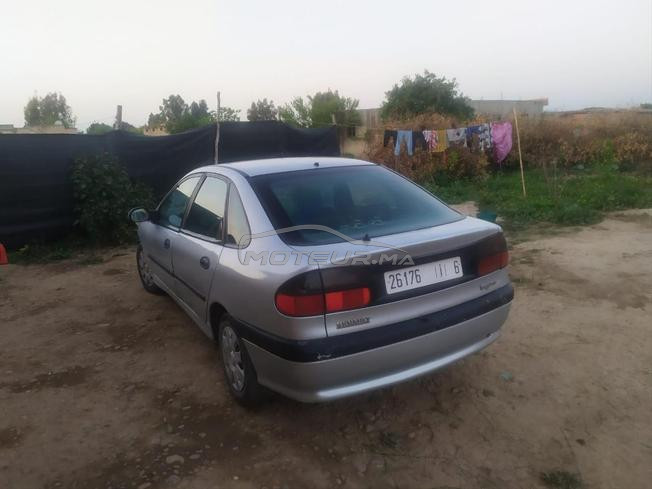 Renault Laguna Diesel Manuelle 1992 à Sidi Slimane