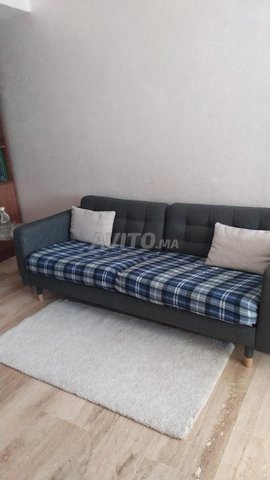 canapé ikea en excellente état pouffe et tapis
