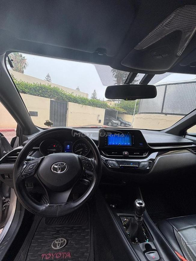 Toyota C-HR Essence Manuelle 2019 à Agadir