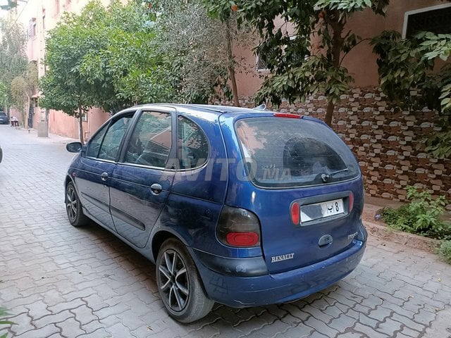 Renault Scénic mliha tomobile 