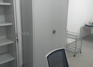 armoire métallique avec 2 porte battante @^\@^@^\