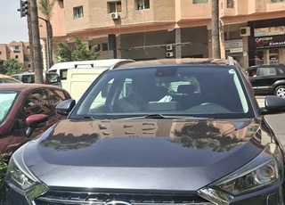 hyondai très bon état 1ere main négociable 