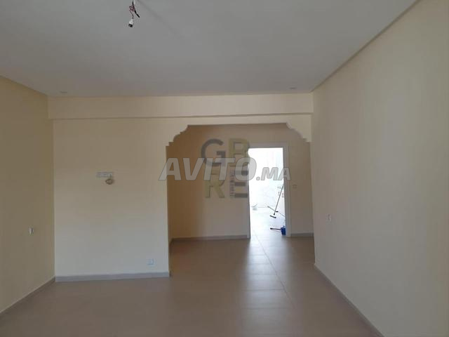 Très joli Appartement rénove à louer. sans vis- - 2