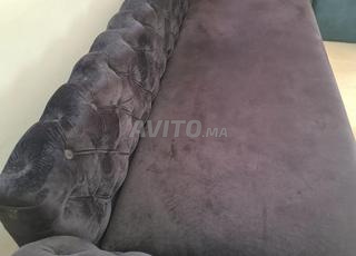 fauteuil noir en velour 