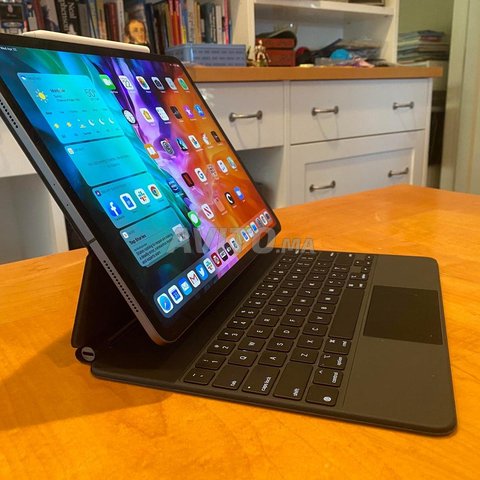  Magic Keyboard 12.9 