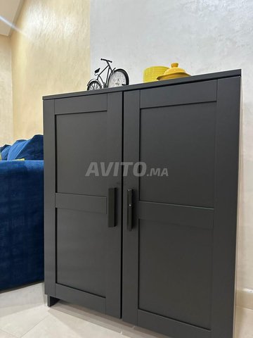 Table - Tapis - Meuble de rangement