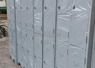 VESTIAIRE METALLIQUE