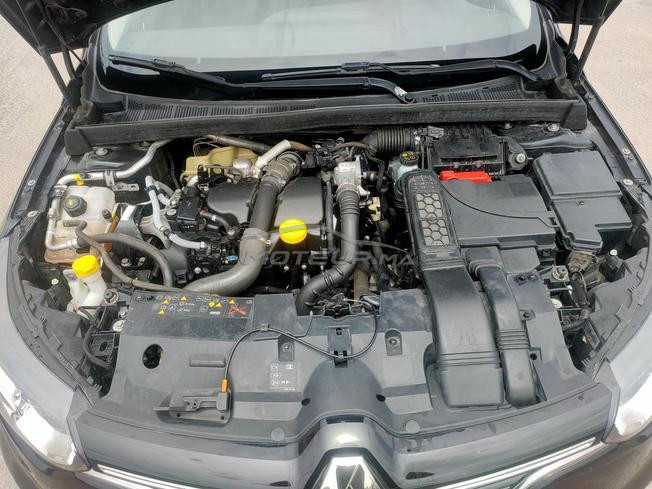 megane 4 model 2019 tres bonne état 