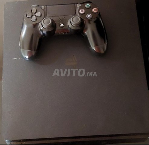 PS4 500GB très bon état