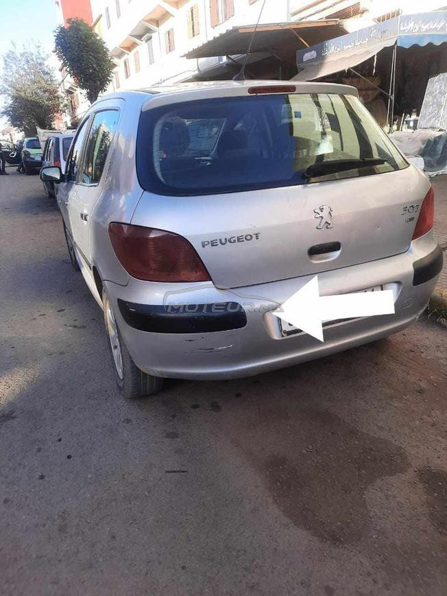 سيارة بيجو 307 