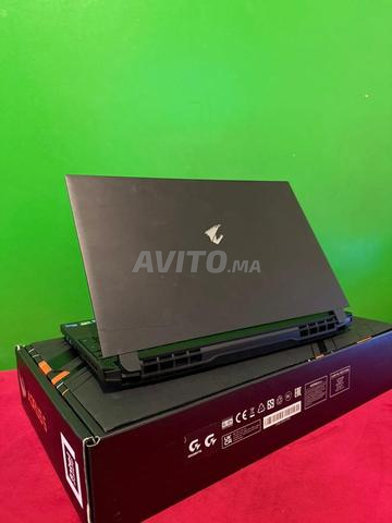 Gigabyte AORUS 5 avec la boite - 2